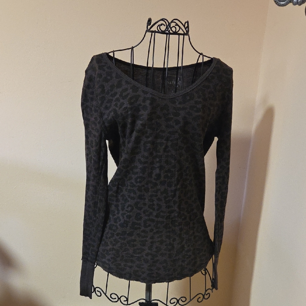 We the Free brown long sleeve top size S